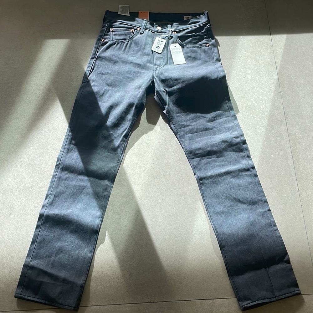 Levis vintage 501xx limited clean red tag dead stock white oak denim